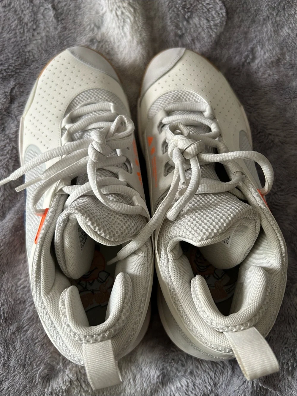 Adidas d.o.n. Issue #5 white victory blue orange size 10 nwob